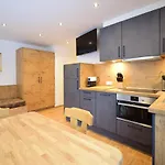 Waidmannsruh Apart-hotel 4*