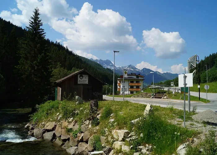 Waidmannsruh Aparthotel 4*