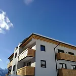 Aparthotel Waidmannsruh 4*